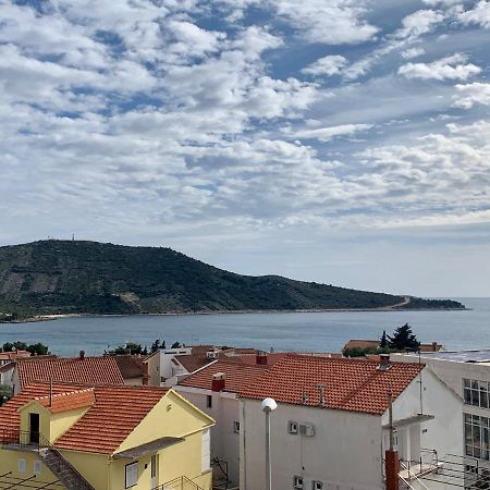 Vila Primo Primošten المظهر الخارجي الصورة